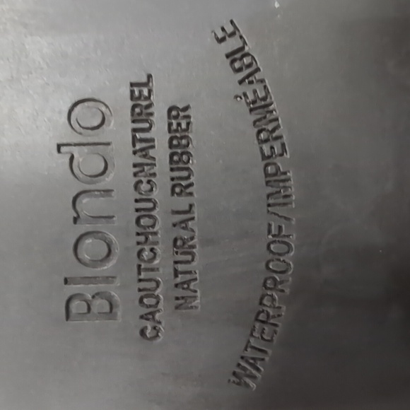 BLONDO,Women's Taupe Ankle Boots - Picture 2 of 6